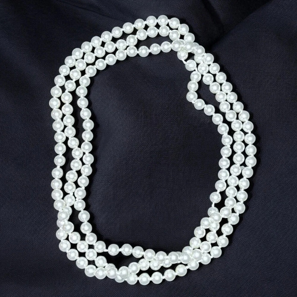 Vintage 27" Faux? Pearl Necklace - Picture 1 of 3